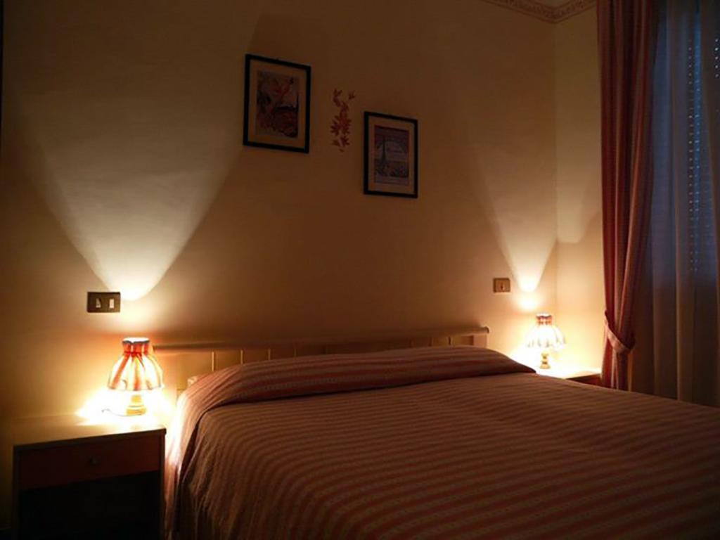 Pensione Lidia San Salvo Luaran gambar