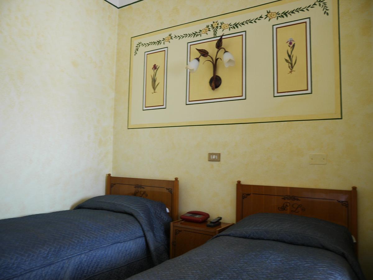 Pensione Lidia San Salvo Luaran gambar